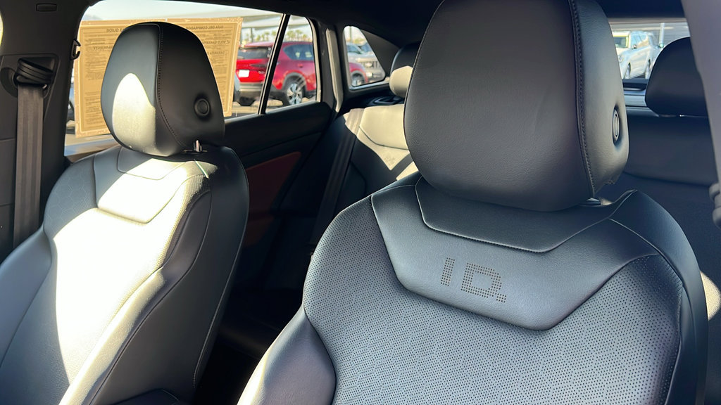 Used 2021 Volkswagen ID.4 Pro S w/ Gradient Package RWD image 12