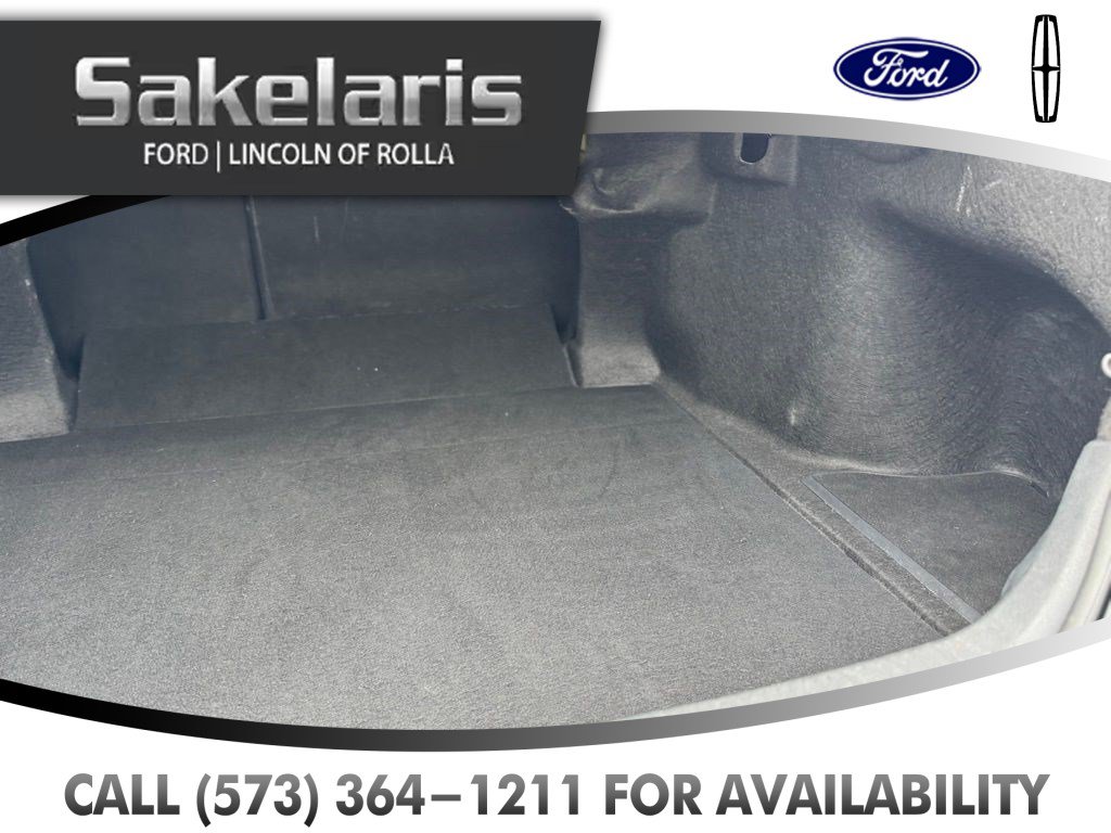 Used 2025 Toyota Camry SE FWD image 40