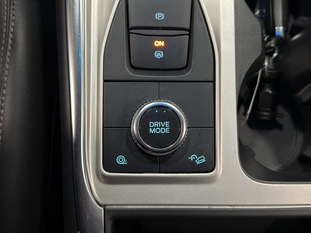 Certified 2022 Ford Explorer XLT w/ Equipment Group 202A image 27