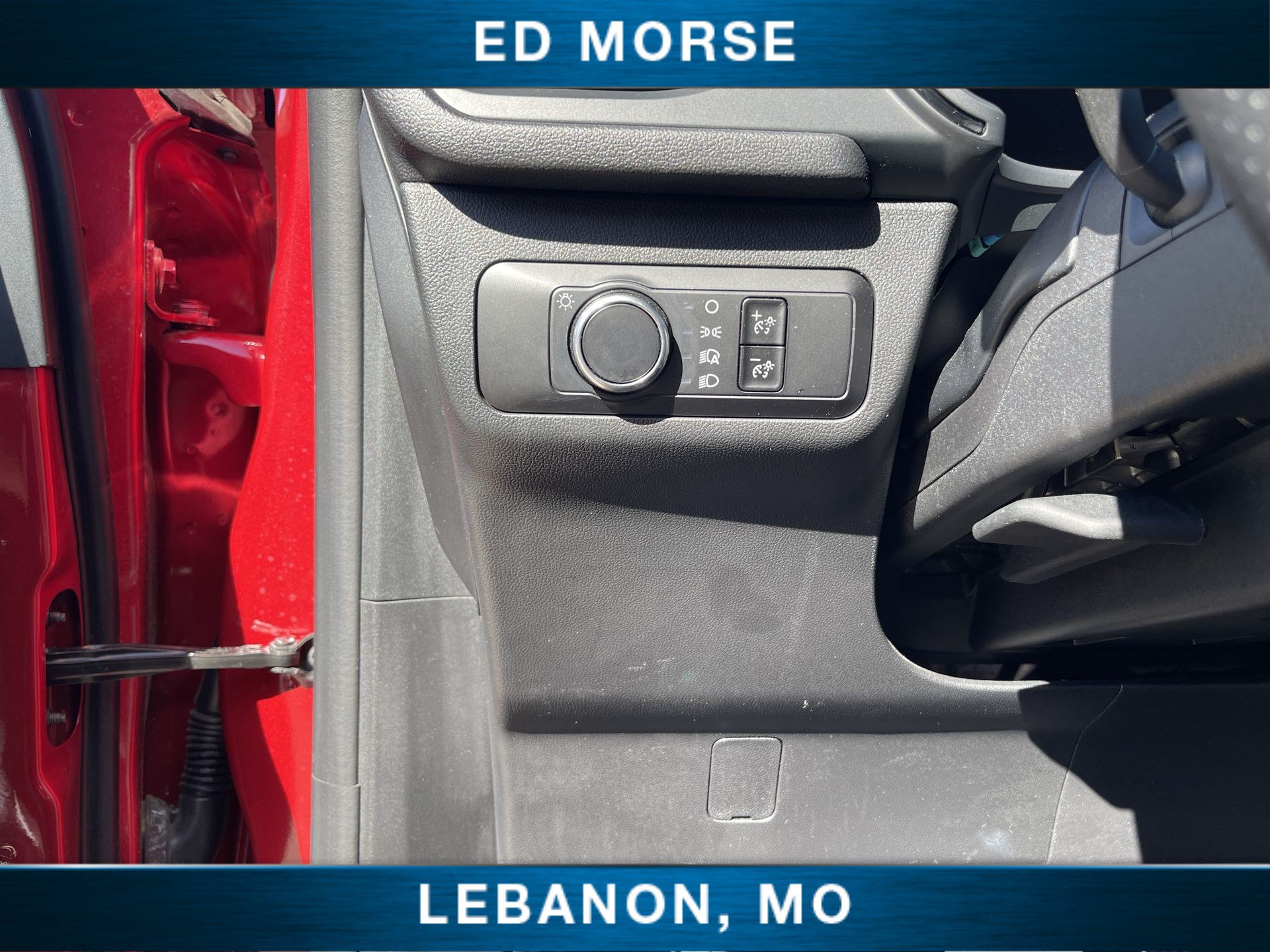 Certified 2025 Ford Escape ST-Line AWD/4WD image 17