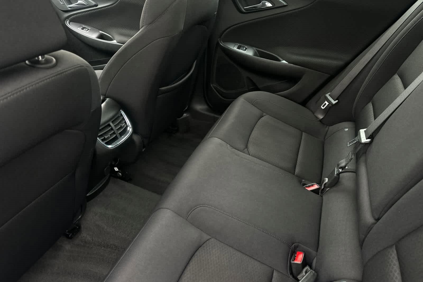 Used 2024 Chevrolet Malibu LT image 10