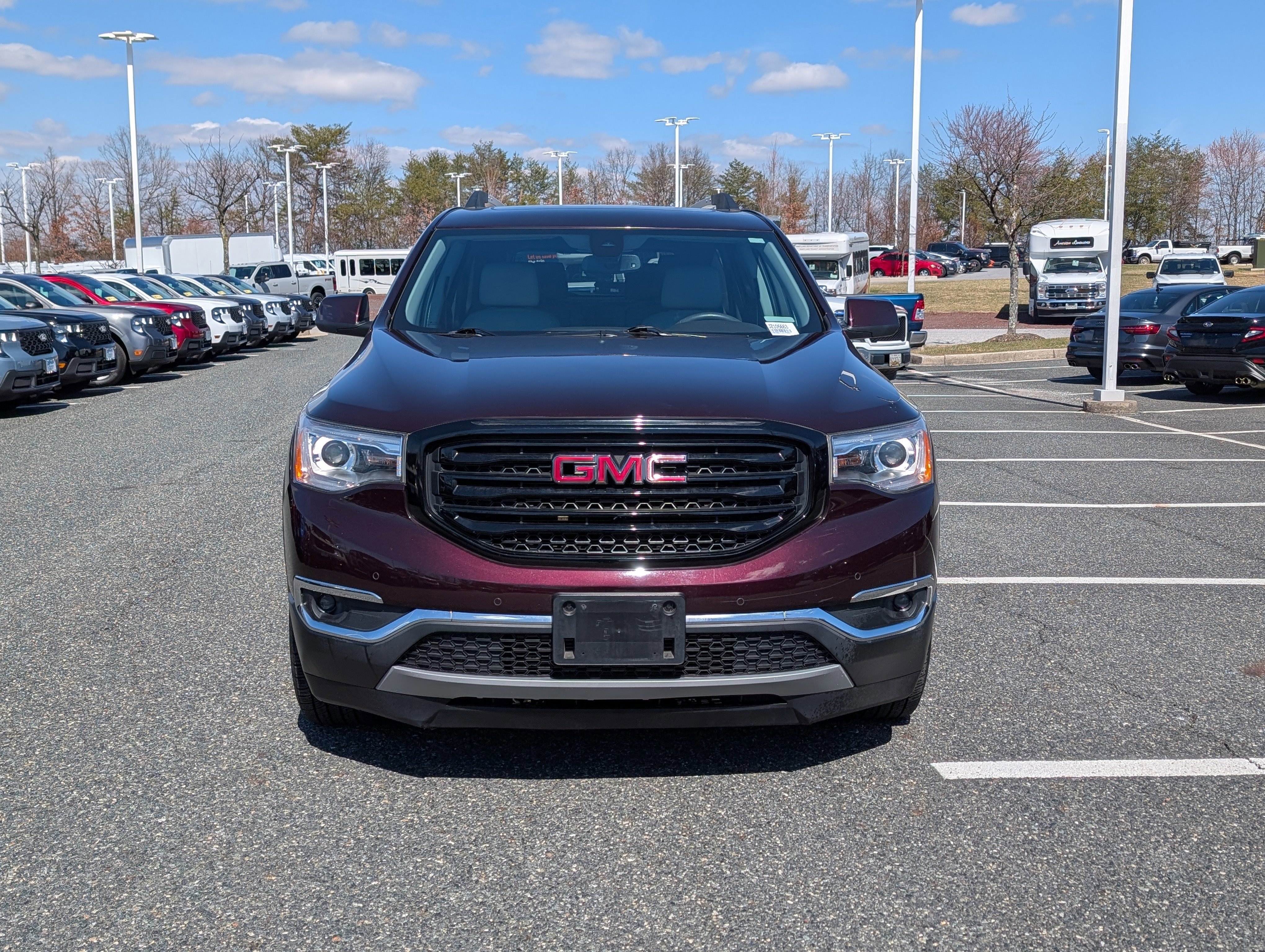 Used 2018 GMC Acadia SLT w/ LPO, Black Accent Package image 8