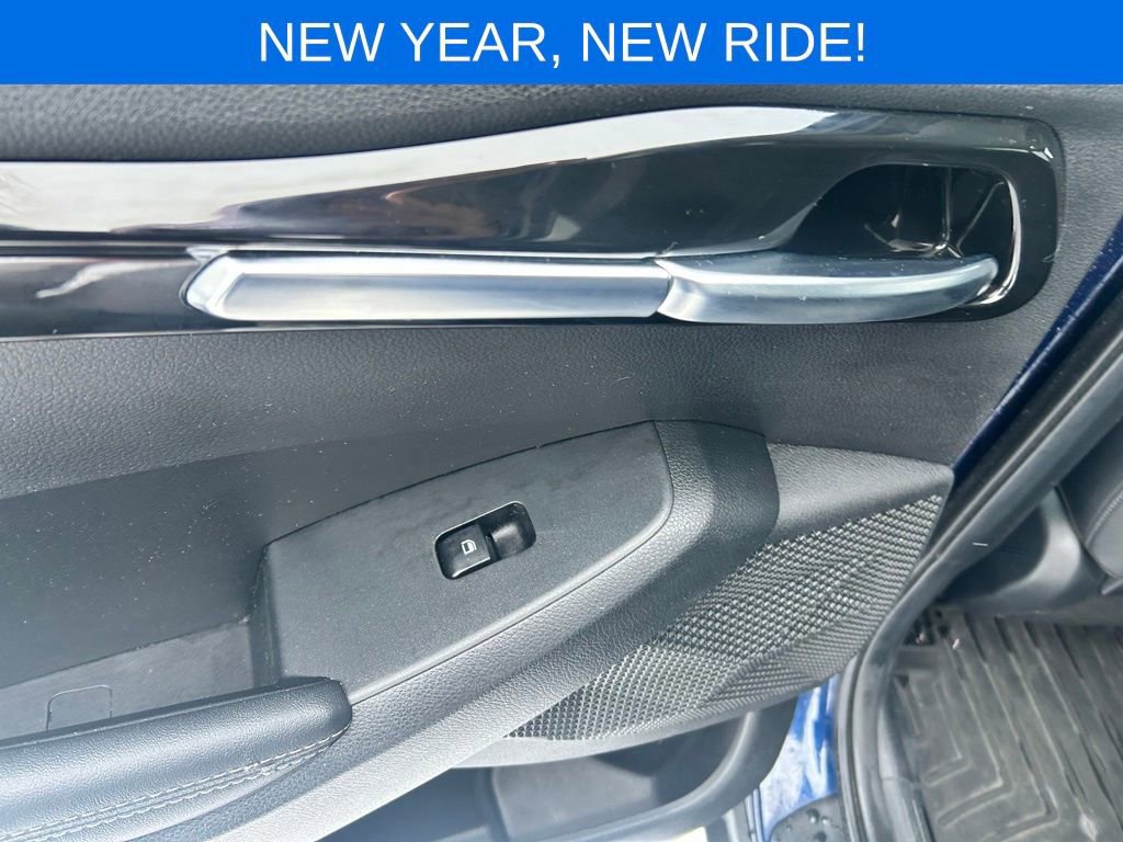 Used 2023 Kia Seltos EX image 17