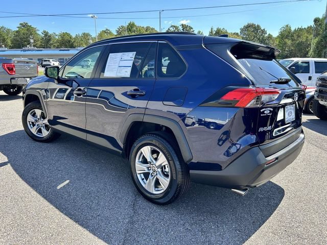 Used 2025 Toyota RAV4 XLE FWD image 28