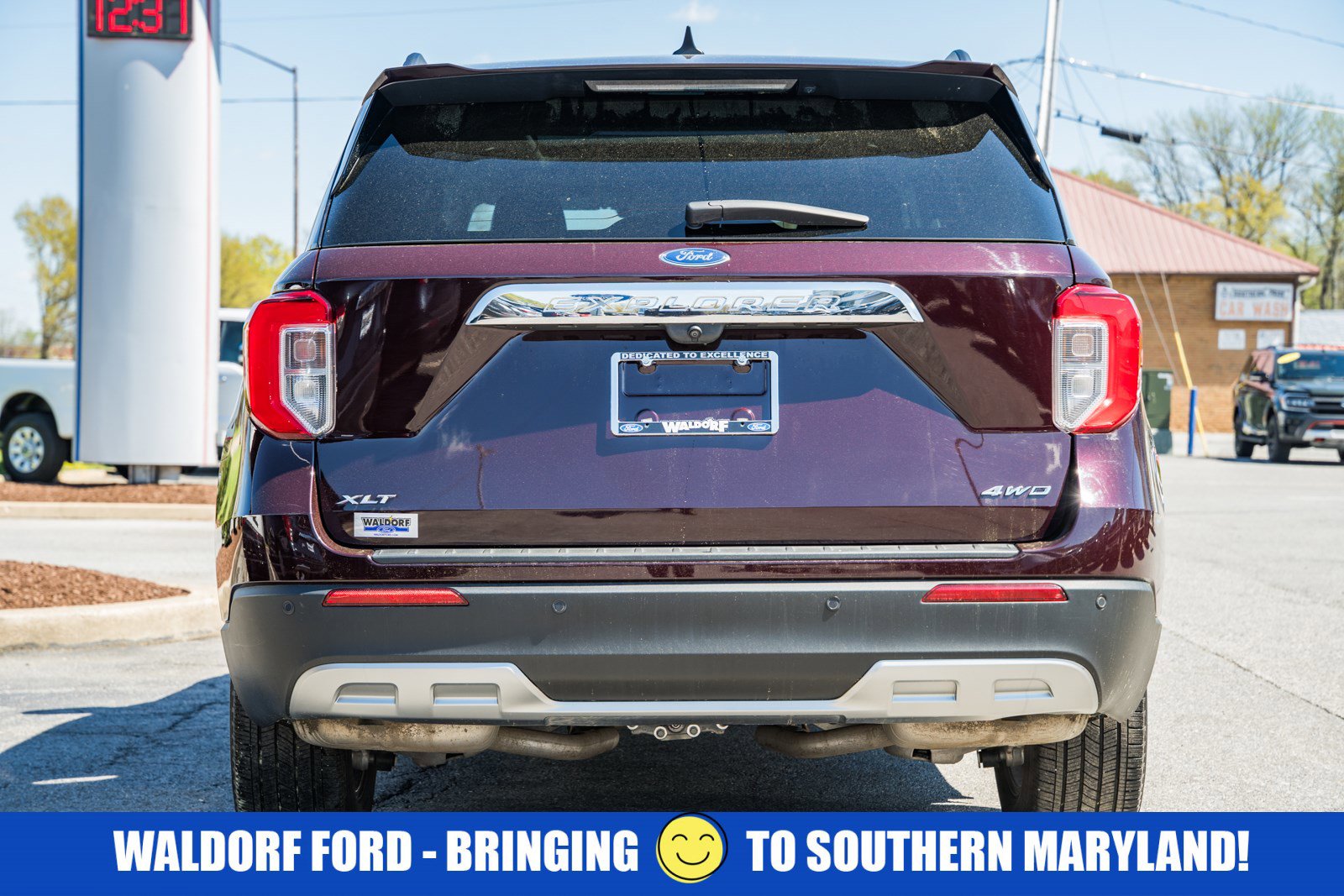 Certified 2023 Ford Explorer XLT w/ Equipment Group 202A image 12