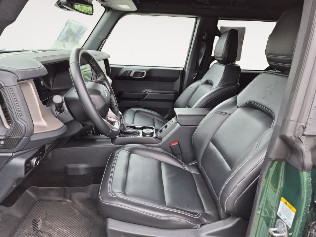 Certified 2025 Ford Bronco Outer Banks AWD/4WD image 11