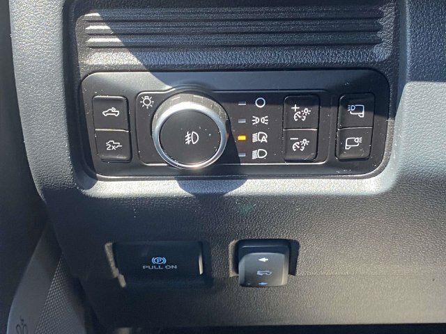 Certified 2025 Ford F250 Lariat w/ Lariat Ultimate Package AWD/4WD image 19