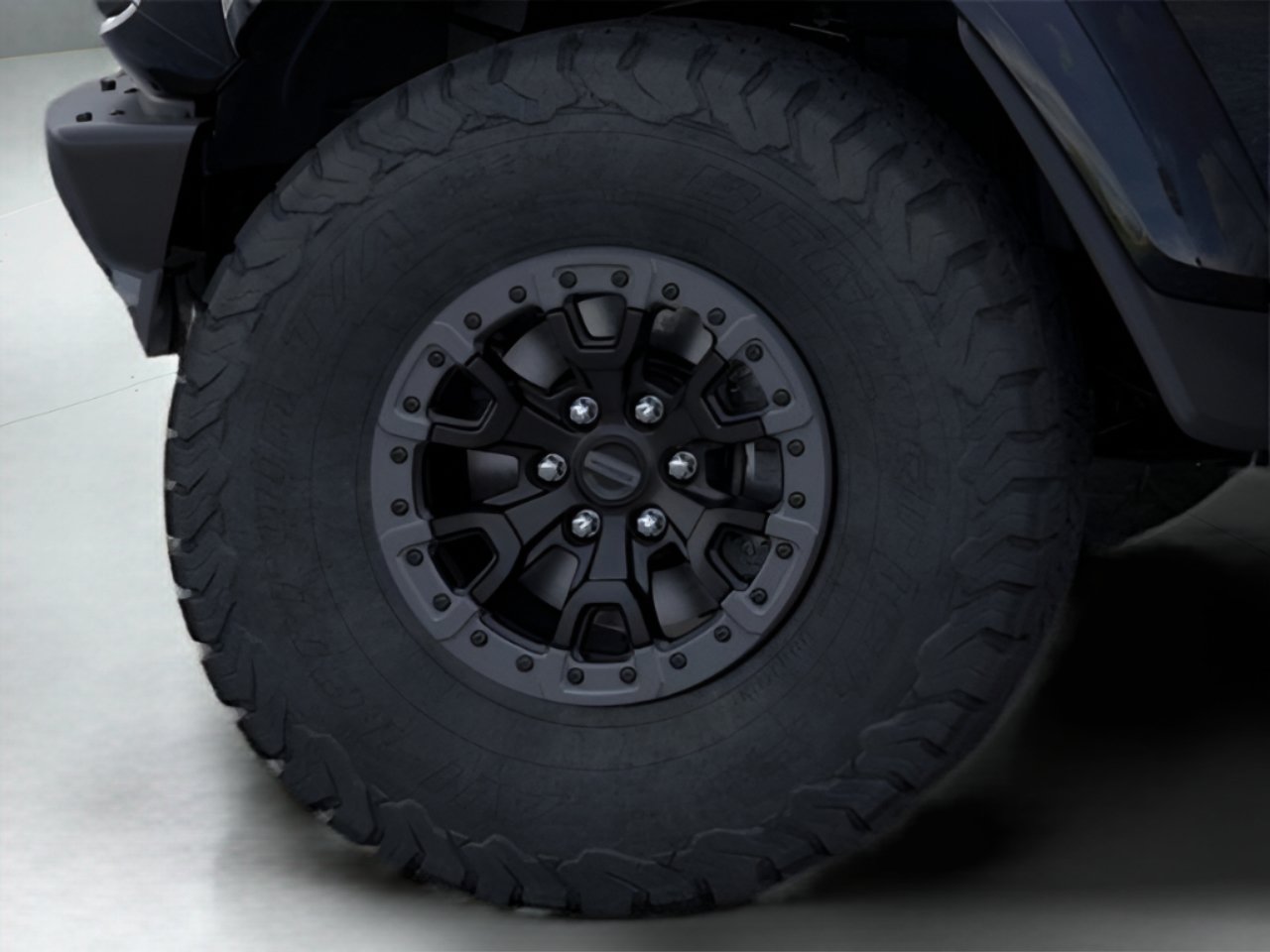 Certified 2025 Ford Bronco Raptor w/ Interior Carbon Fiber Pack AWD/4WD image 27