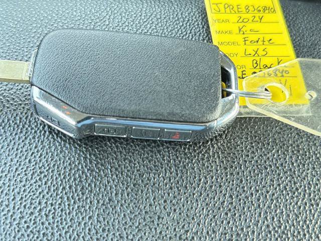 Used 2024 Kia Forte LXS FWD image 34