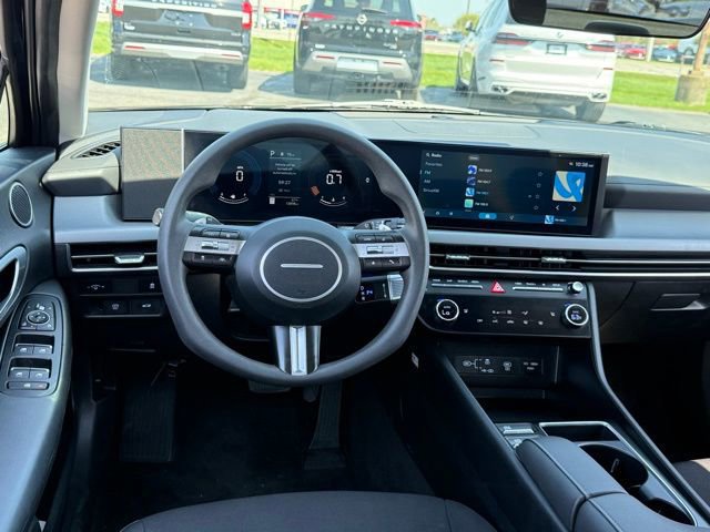 Used 2025 Hyundai Sonata SEL AWD/4WD image 15