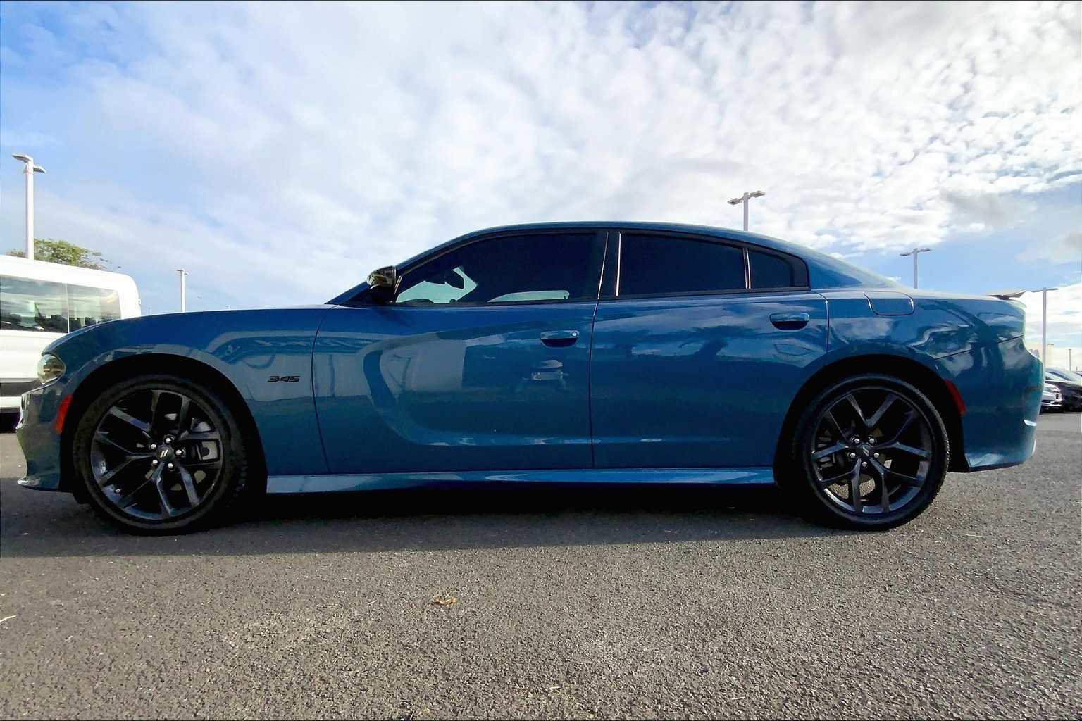 Used 2023 Dodge Charger R/T w/ Blacktop Package image 5