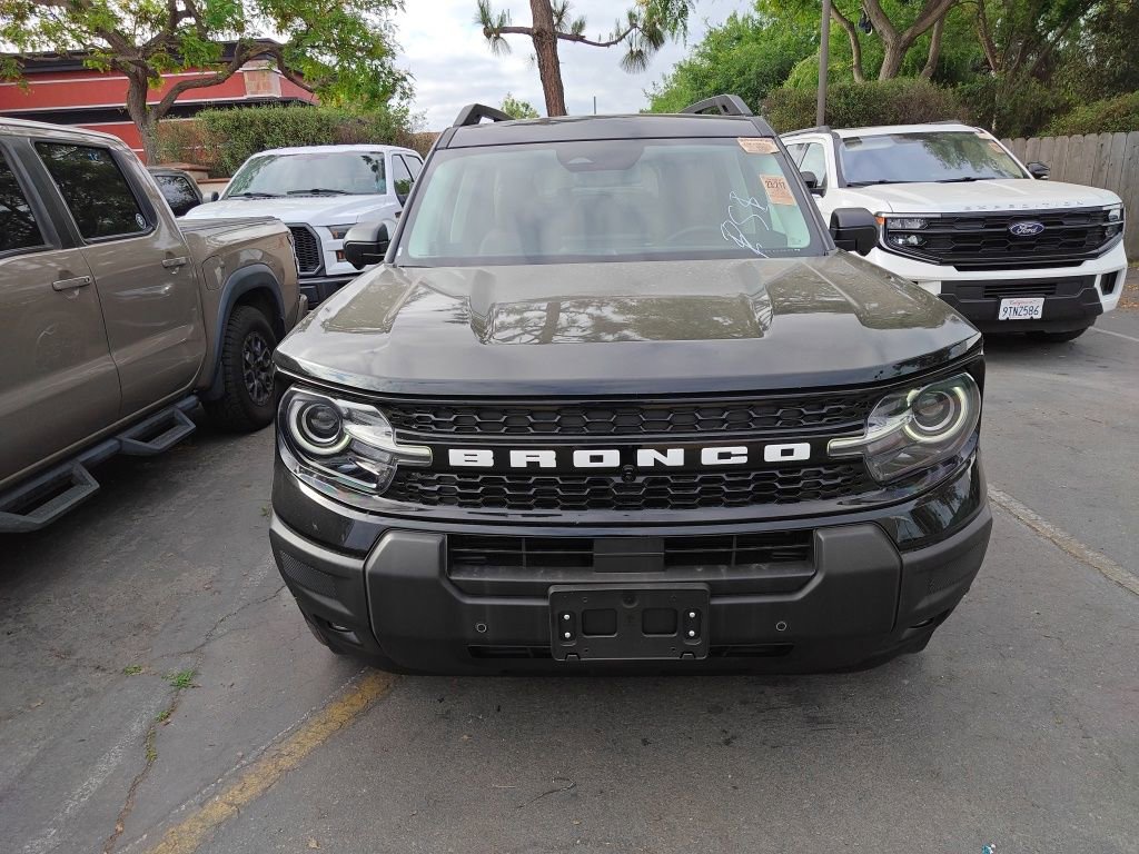 Certified 2025 Ford Bronco Sport Outer Banks w/ Outer Banks Tech Package+ AWD/4WD image 18