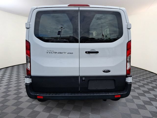 Certified 2025 Ford Transit 250 Low Roof w/ Exterior Upgrade Package RWD image 5