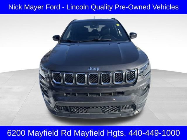 Used 2024 Jeep Compass Latitude w/ Convenience Group image 15