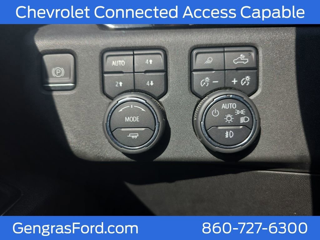 Used 2024 Chevrolet Silverado 2500 High Country w/ Technology Package image 44