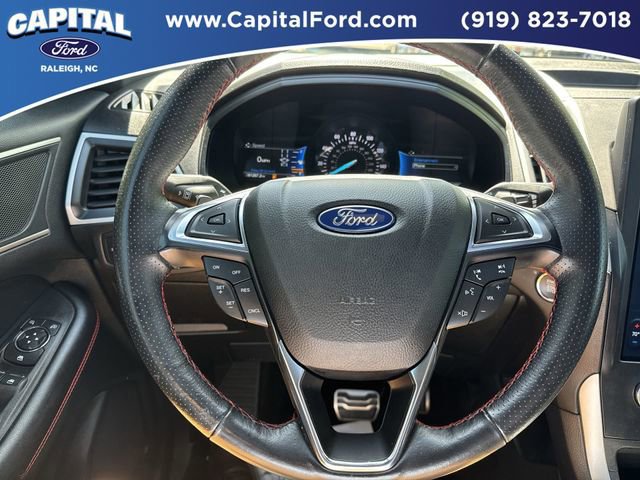 Certified 2022 Ford Edge ST-Line w/ Class II Trailer Tow Package image 33