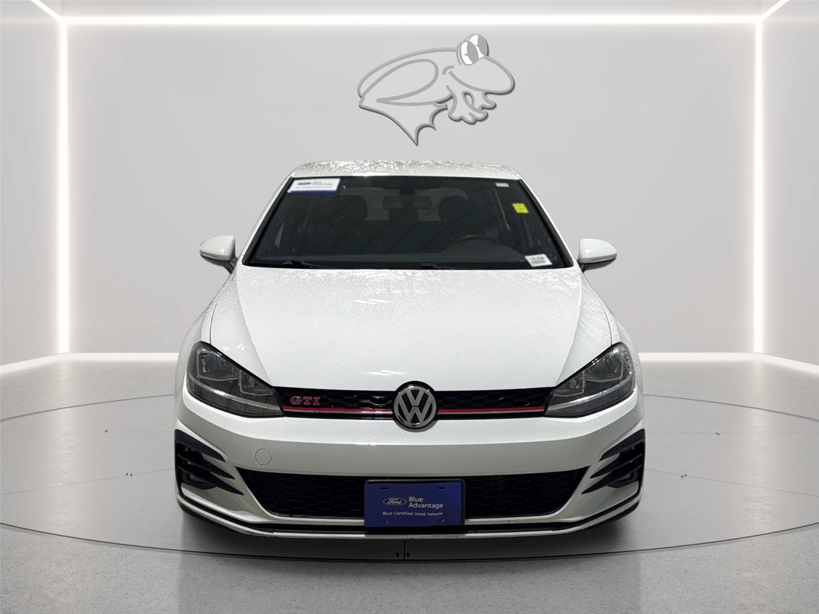 Used 2020 Volkswagen Golf 4-Door FWD image 2