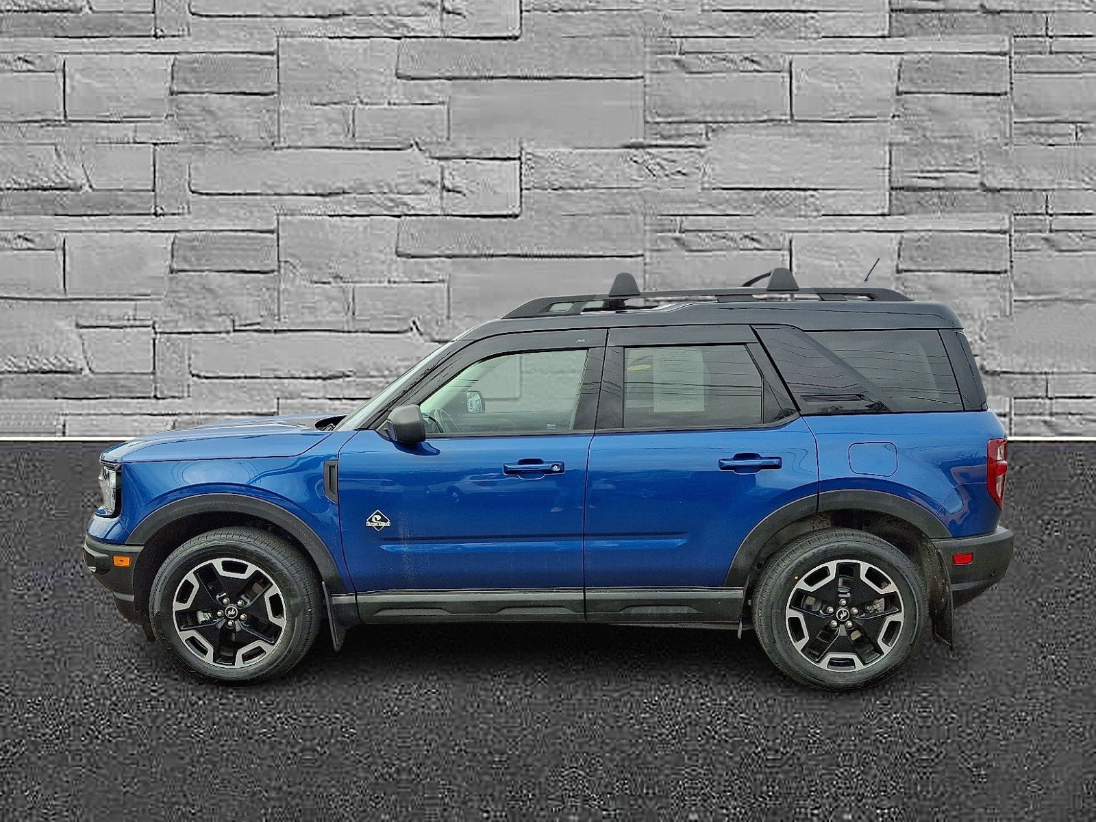 Certified 2024 Ford Bronco Sport Outer Banks AWD/4WD image 6