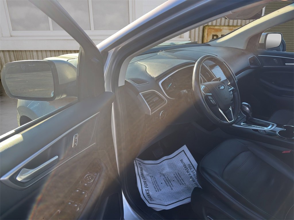 Certified 2017 Ford Edge SEL w/ Equipment Group 201A image 17