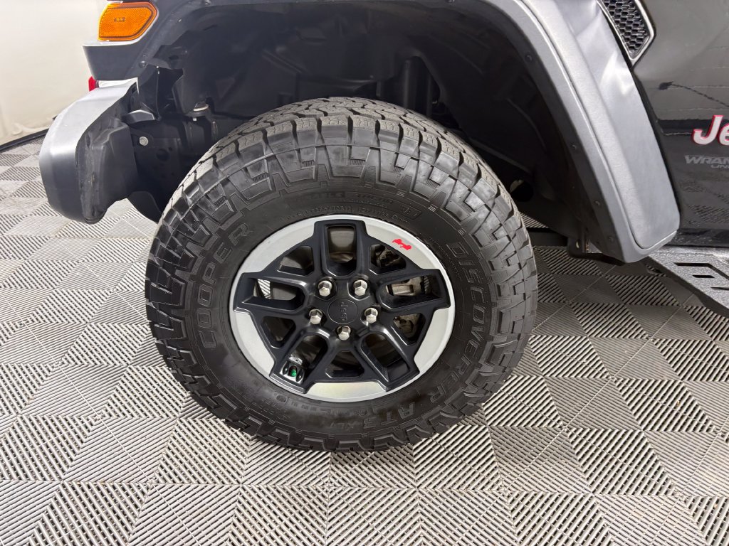 Used 2020 Jeep Wrangler Unlimited Rubicon w/ Cold Weather Group AWD/4WD image 10