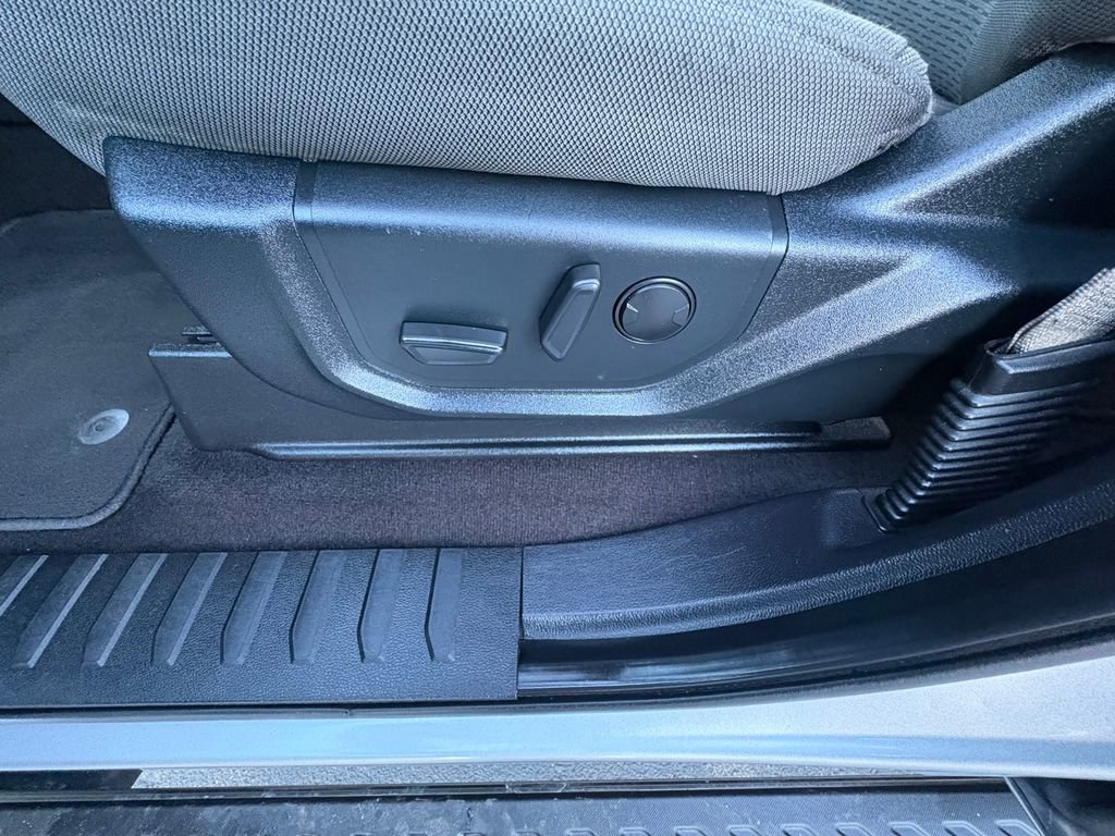 Certified 2020 Ford F150 XLT w/ Equipment Group 302A Luxury image 12