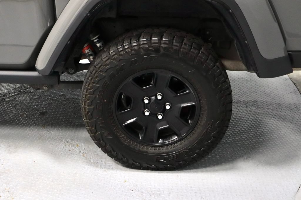 Used 2023 Jeep Gladiator Mojave w/ Cold Weather Group AWD/4WD image 19