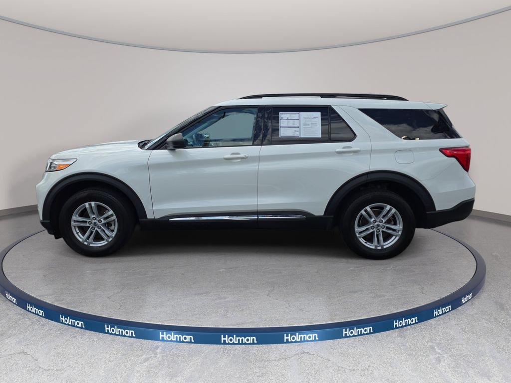Certified 2023 Ford Explorer XLT w/ Equipment Group 202A AWD/4WD image 8