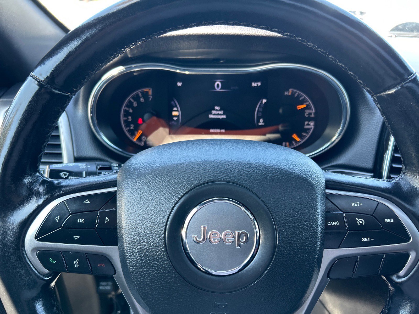 Used 2021 Jeep Grand Cherokee Limited AWD/4WD image 23