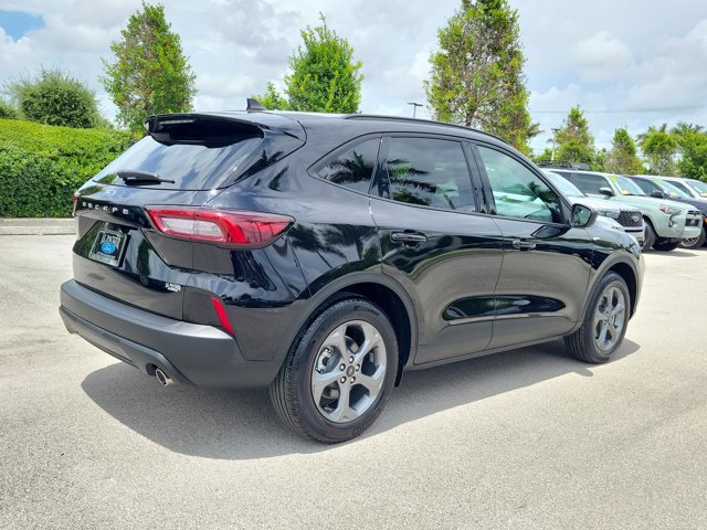 Certified 2026 Ford Escape ST-Line FWD image 10