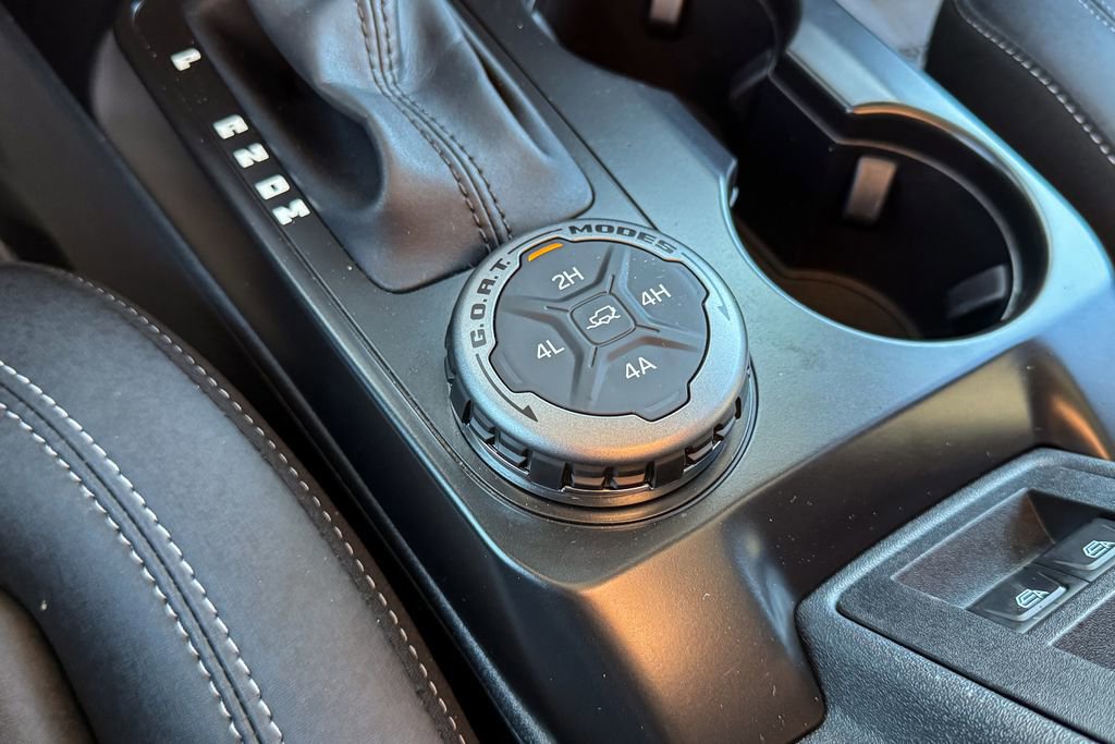 Certified 2025 Ford Bronco Badlands image 36