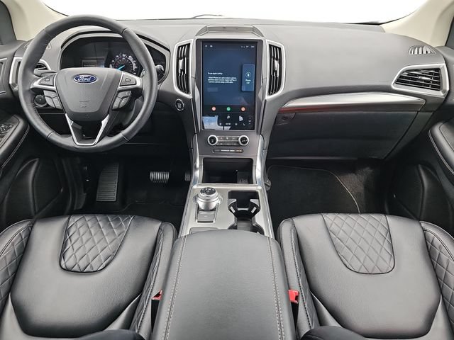 Certified 2023 Ford Edge Titanium AWD/4WD image 9