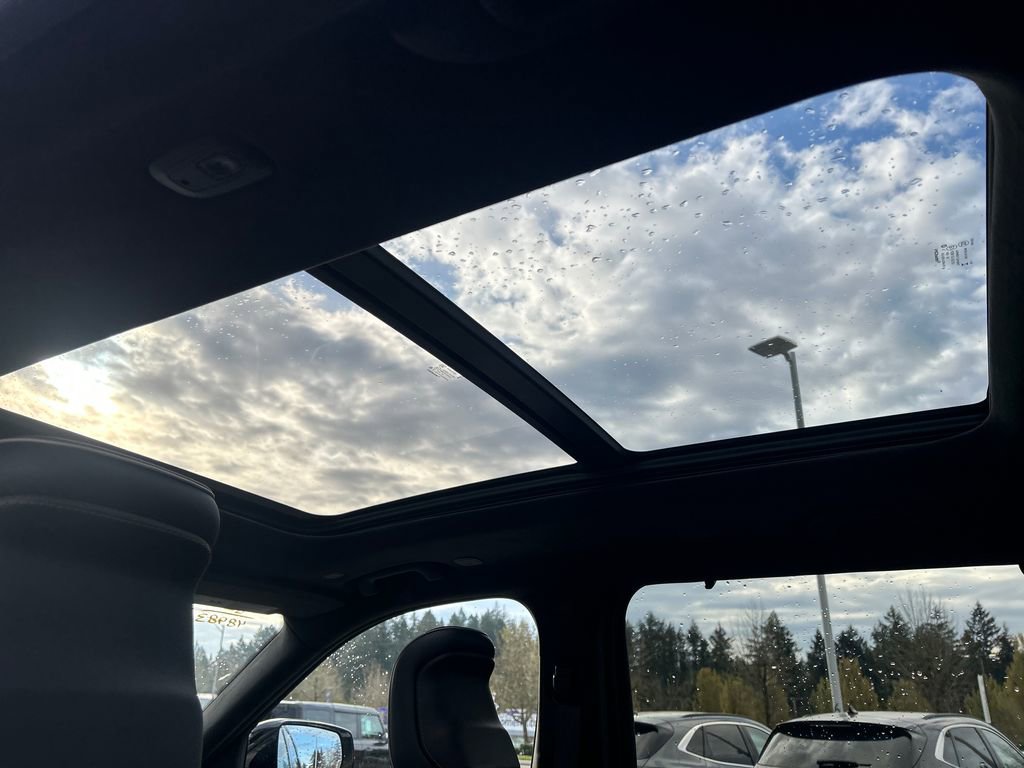 Used 2024 Jeep Grand Cherokee L Summit image 31