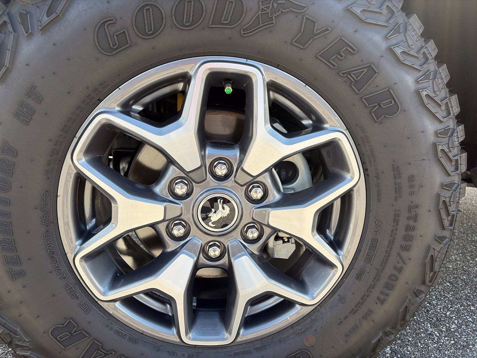 Certified 2025 Ford Bronco Badlands AWD/4WD image 14