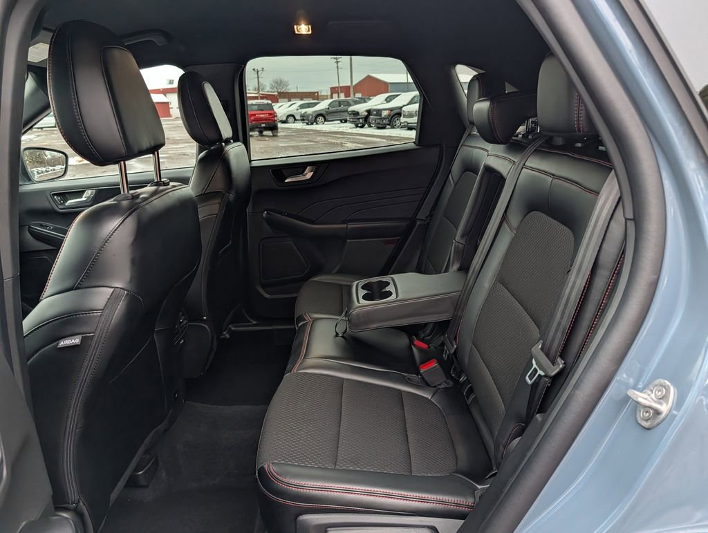 Certified 2025 Ford Escape ST-Line image 11