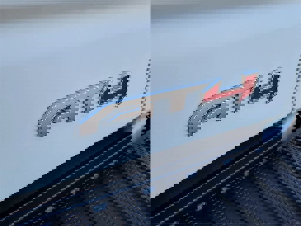 Used 2020 GMC Sierra 1500 AT4 w/ Technology Package image 4