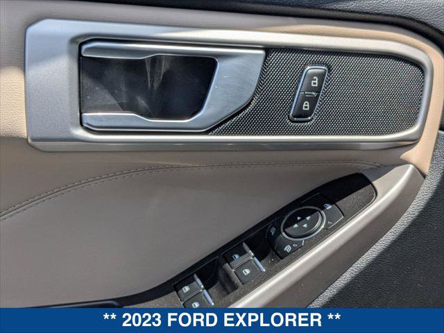 Certified 2023 Ford Explorer XLT w/ Equipment Group 202A AWD/4WD image 11