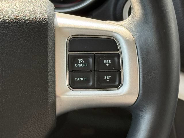 Used 2019 Dodge Journey SE w/ Connectivity Group FWD image 30