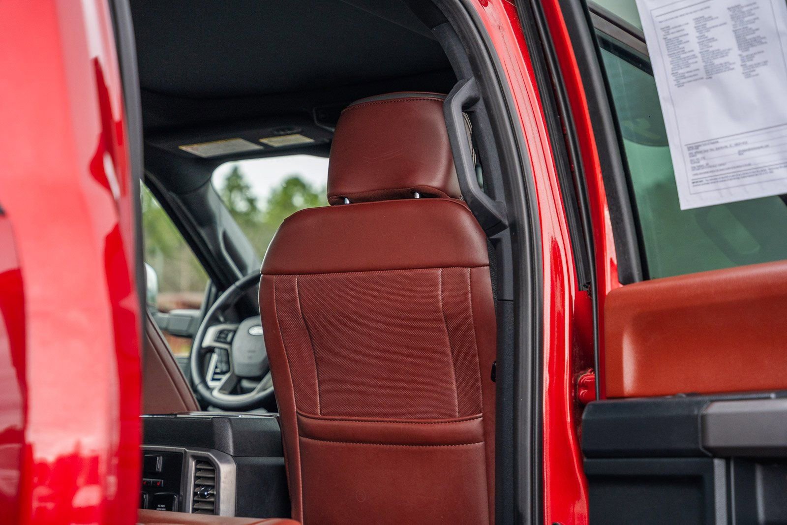 Certified 2019 Ford F250 Platinum w/ Platinum Ultimate Package image 18