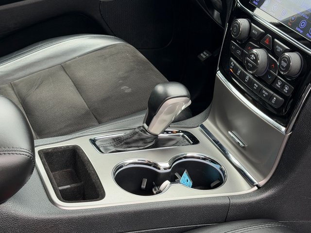Used 2020 Jeep Grand Cherokee Altitude AWD/4WD image 19