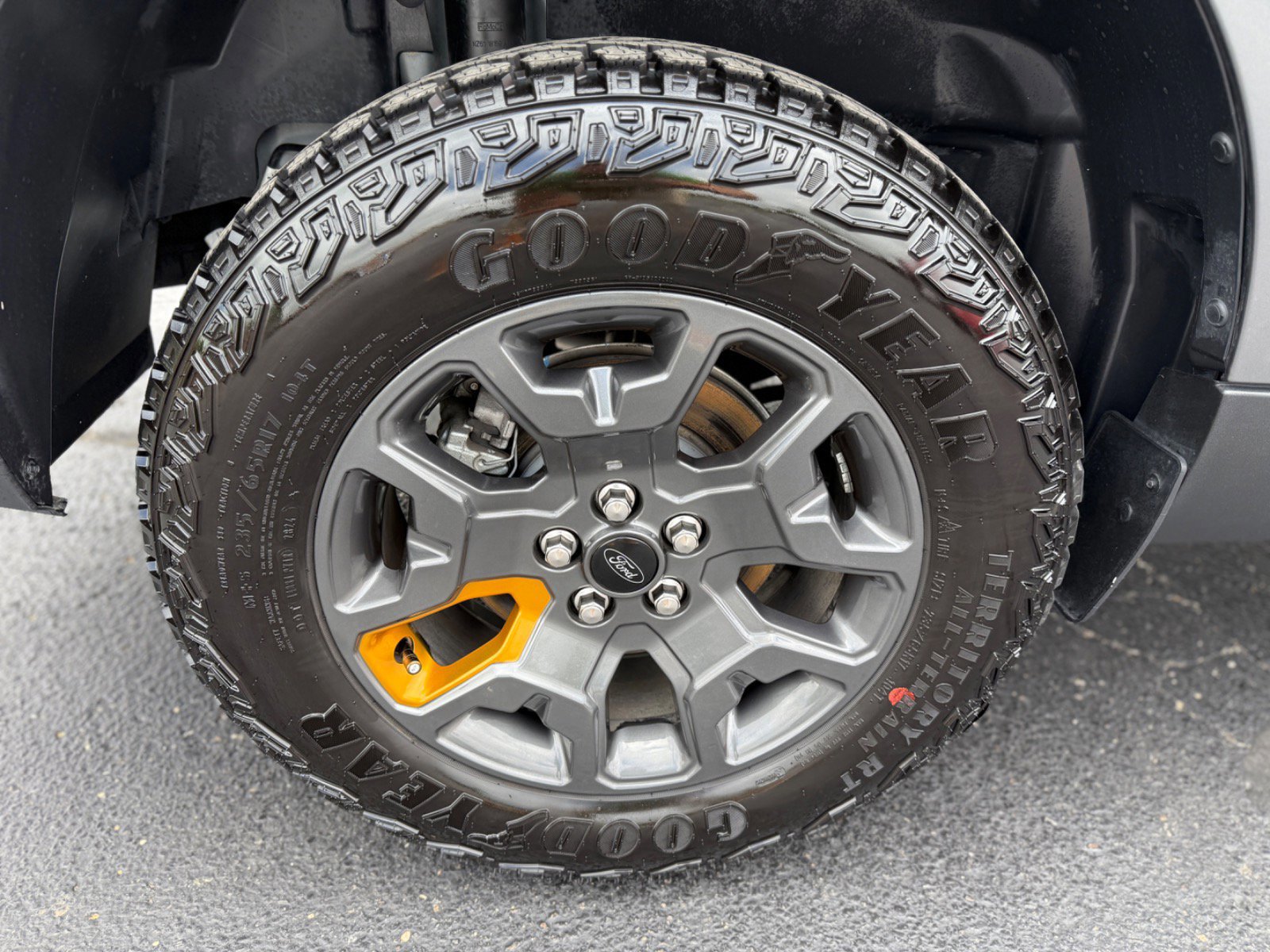 Certified 2025 Ford Maverick Tremor image 25