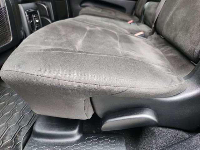 Used 2020 Dodge Durango SXT w/ 3rd Row Seating Group AWD/4WD image 25