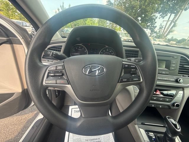 Used 2017 Hyundai Elantra SE FWD image 16