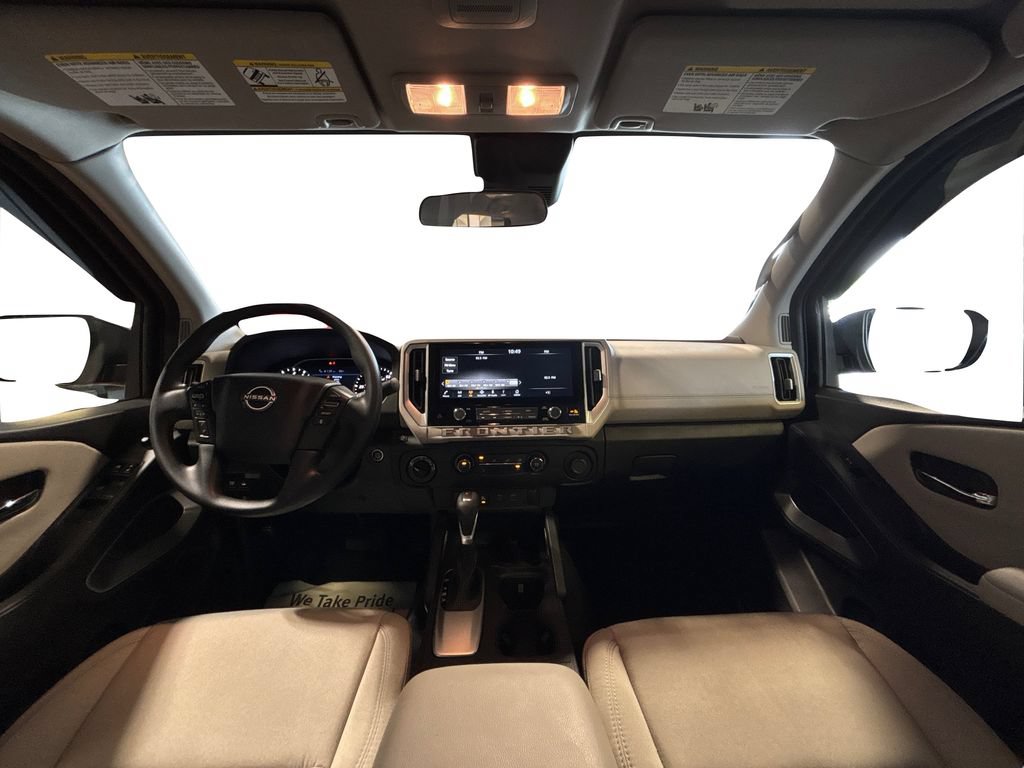 Used 2025 Nissan Frontier SV AWD/4WD image 23