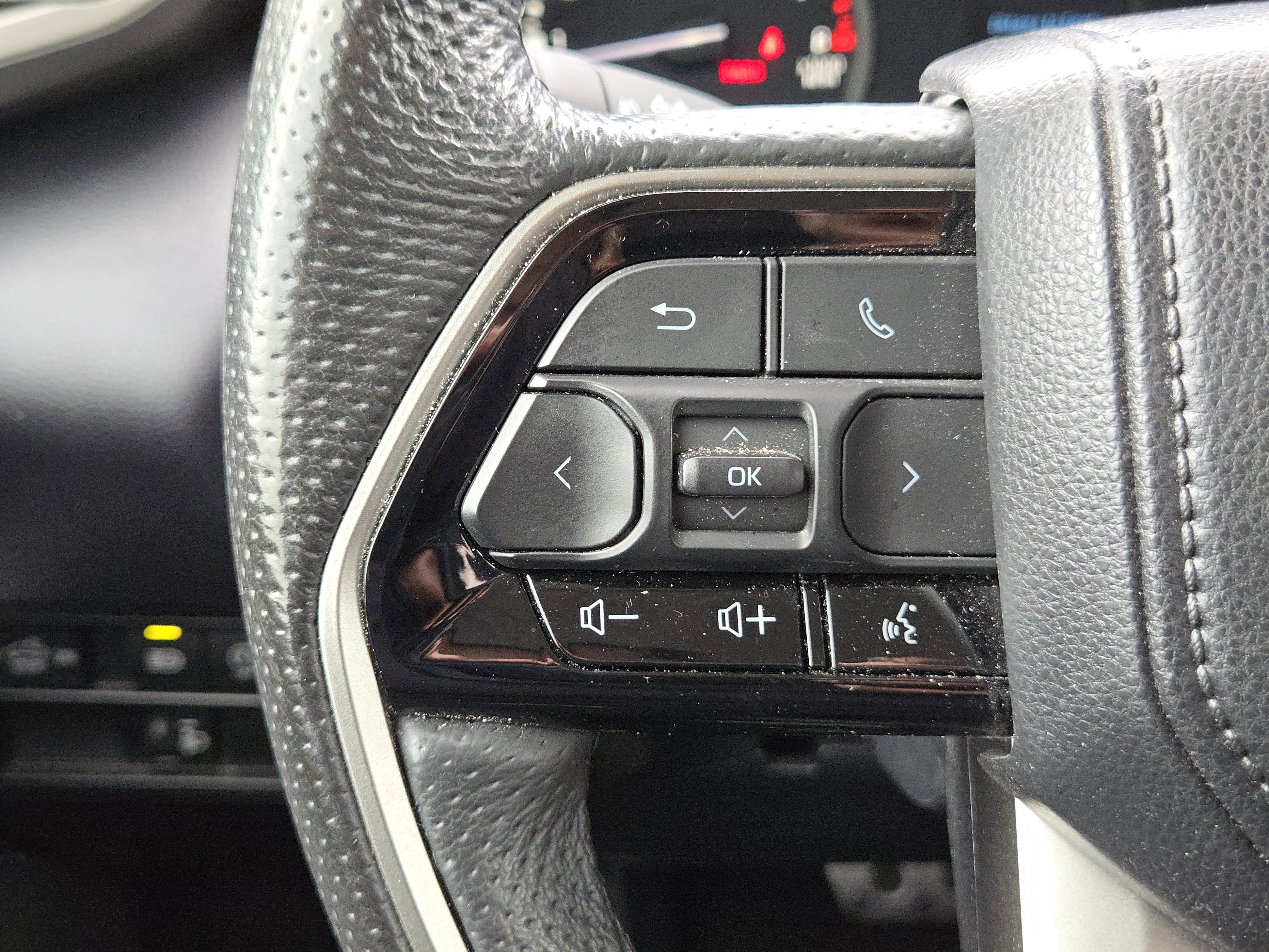 Used 2024 Toyota Tundra SR5 w/ TRD Off-Road Premium Package AWD/4WD image 27