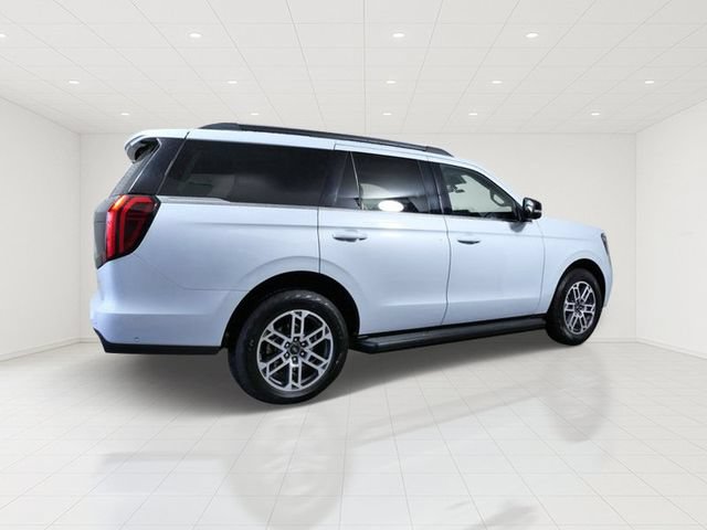 Certified 2025 Ford Expedition Active AWD/4WD image 6