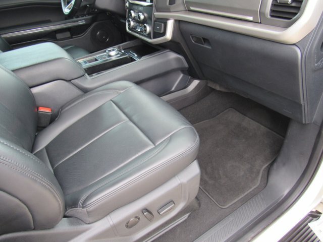 Certified 2024 Ford Expedition XLT RWD image 22