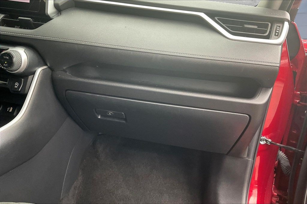 Used 2023 Toyota RAV4 XLE FWD image 27