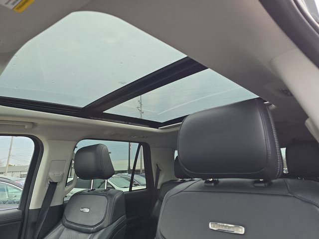 Certified 2025 Ford Expedition Platinum AWD/4WD image 16