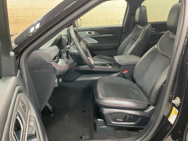 Certified 2025 Ford Explorer ST AWD/4WD image 8
