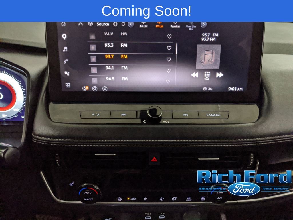 Used 2024 Nissan Rogue SL image 8